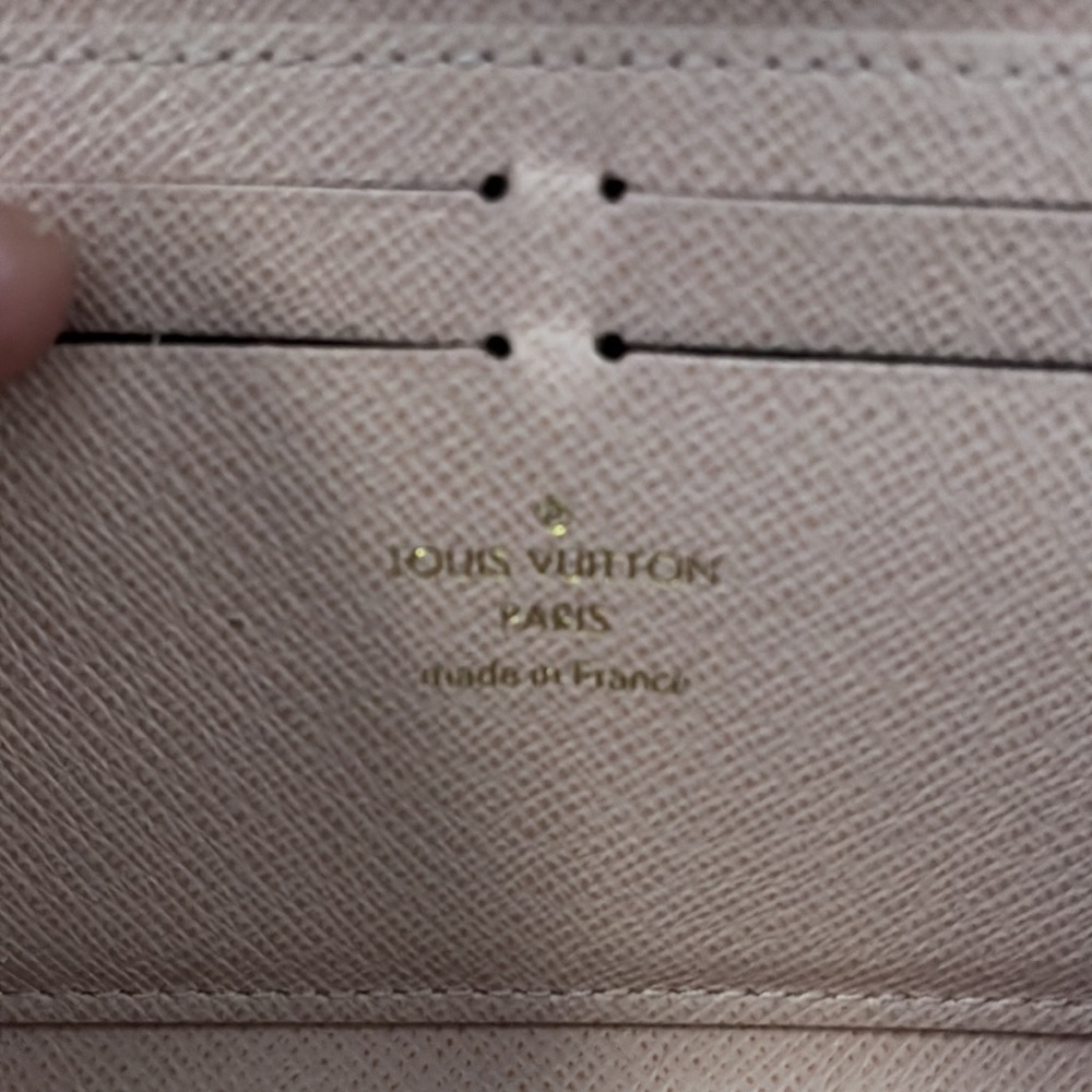 Louis Vuitton Damier Azur Clémence Wallet - Cream and Gray - Picture 4 of 5